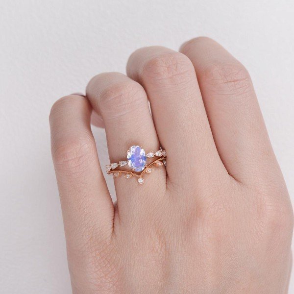 Oval Blue Moonstone Vintage Leaf Ring - Finger
