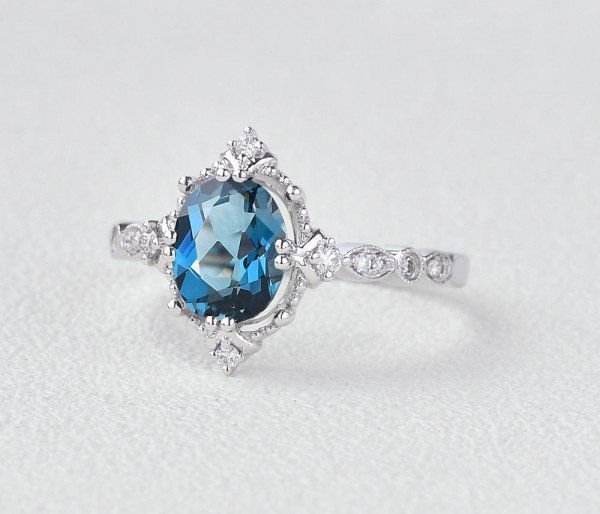 Oval Shaped Blue Topaz Antique Art Deco Ring - White - Side