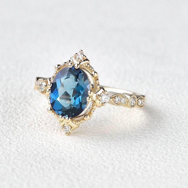 Oval Shaped Blue Topaz Antique Art Deco Ring - Yellow - Side