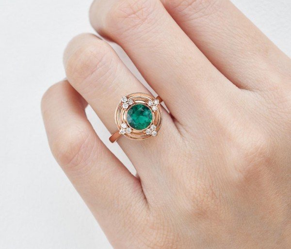 Round Green Emerald Antique Beaded Ring - Finger