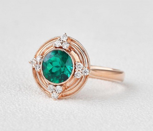Round Green Emerald Antique Beaded Ring - Side