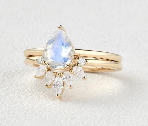 Pear Shaped Blue Moonstone Tribal Solitaire Ring Set - Yellow - Side
